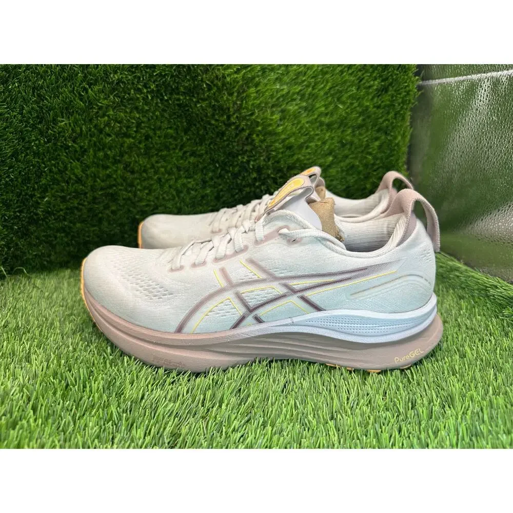 Asics Gel-Kayano 32 1012B838 Athletic Sneaker Women's 8.5 White Knit Gym Running